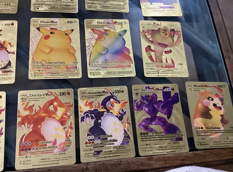 golden Pokémon cards for kids , collectors , brand new 8