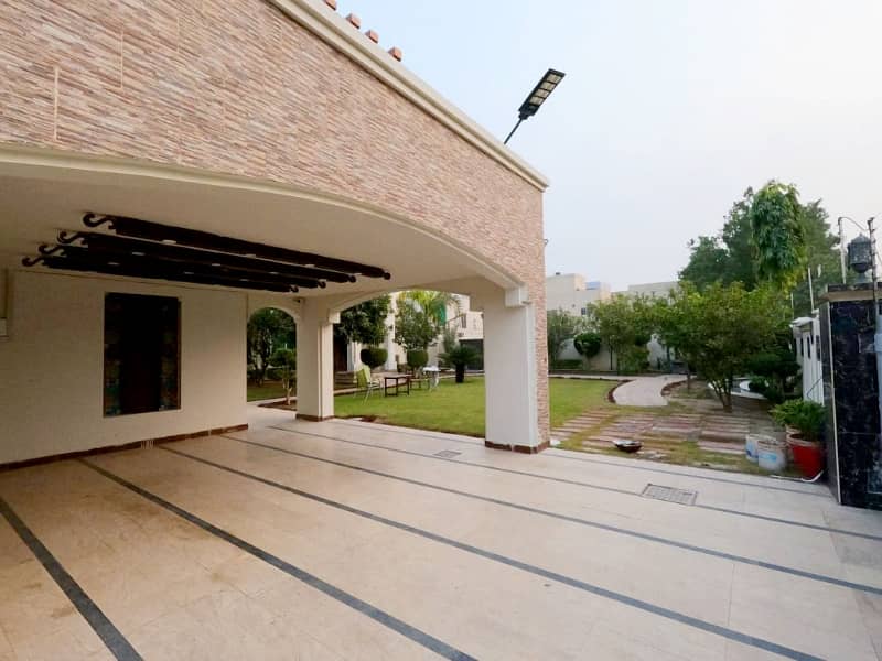 51 Marla House Available For Sale In Bahria Town - Overseas A, Lahore 8