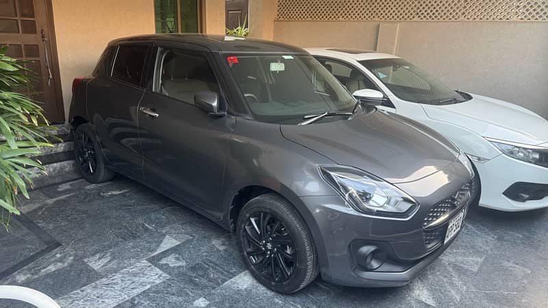 Suzuki Swift GLX CVT 5