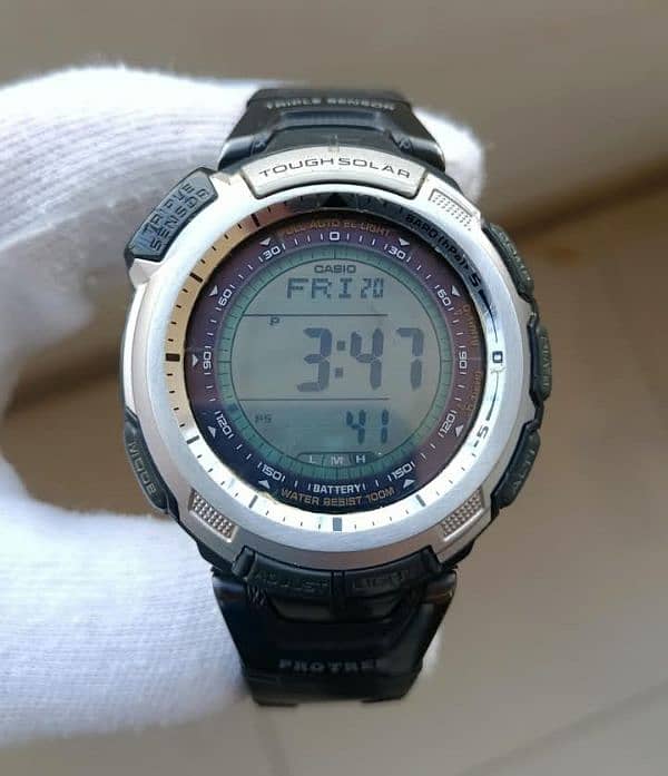 Casio Pro Trek Triple Sensor Watch.  Model -PRG110-1VDR 1