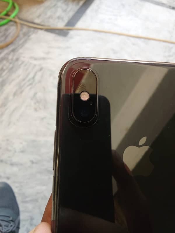 I phone x PTA proof ha or original charge saat hat 2