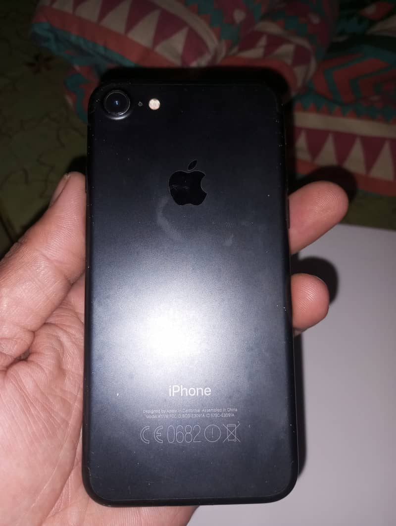 Apple iPhone 7 ( 128) PTA approved 1