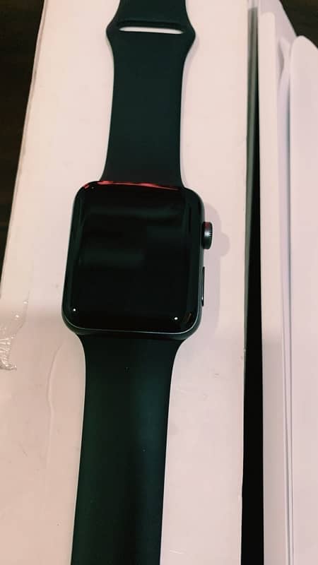 Apple Watch Series 3 in 10/10 Condition BH 98% 3