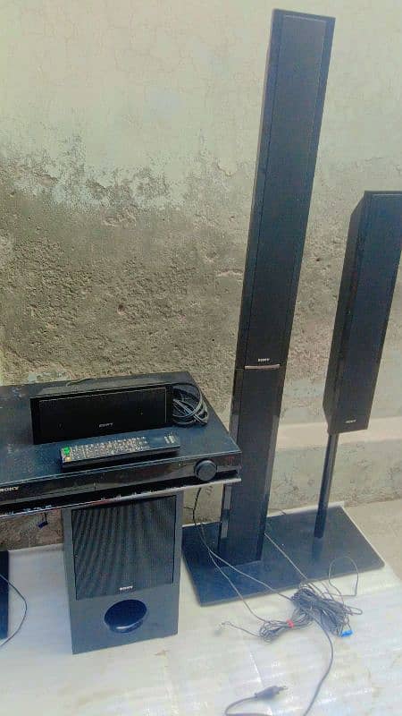 SONY DVD HOME THEATRE SYSTEM 14