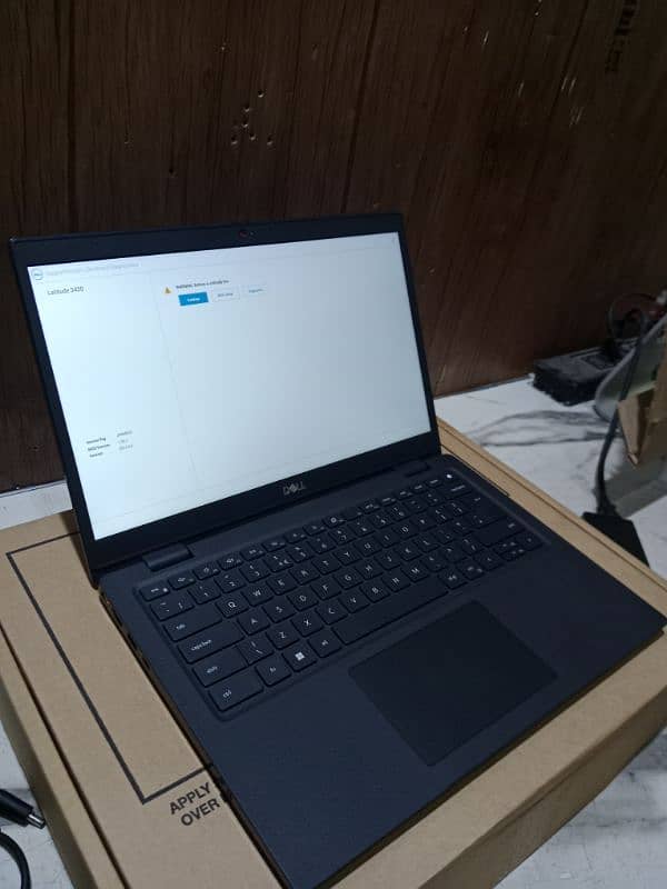 Dell Latitude 3420 4