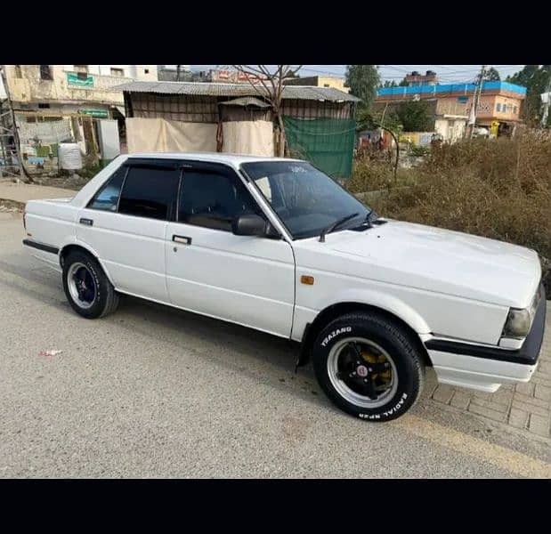 Nissan Sunny 1986 7