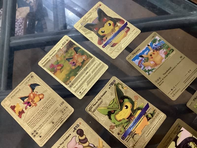 Pokémon gold cards for kids , collectors brand new 1