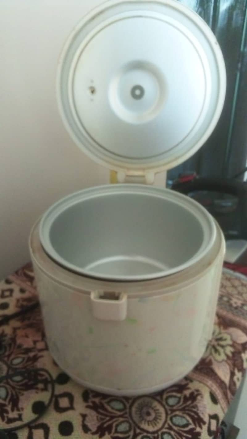 Rice Cooker for sale 2