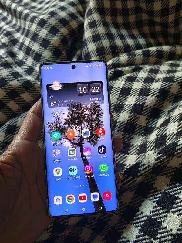 Tecno Spark 20 Pro + (8gb, 256 gb) 0