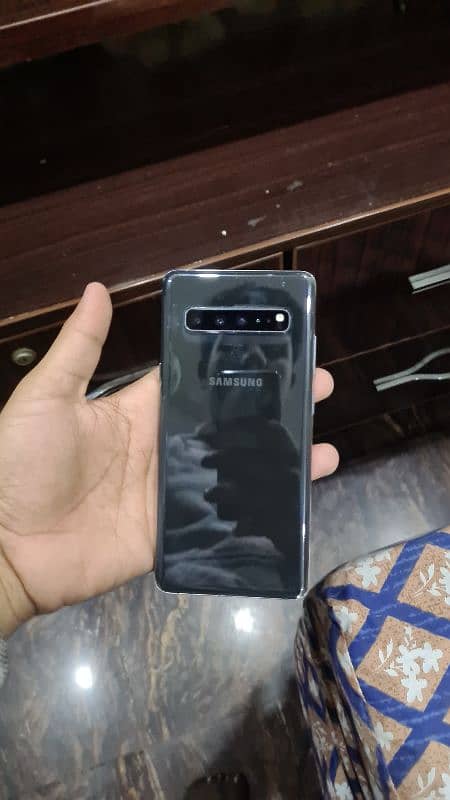 Samsung galaxy s10 5G 0