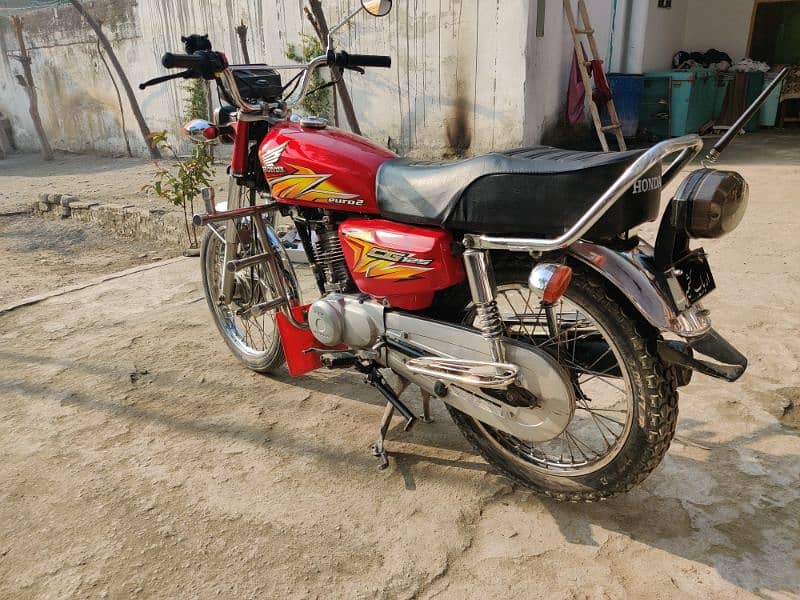 Honda CG125 1