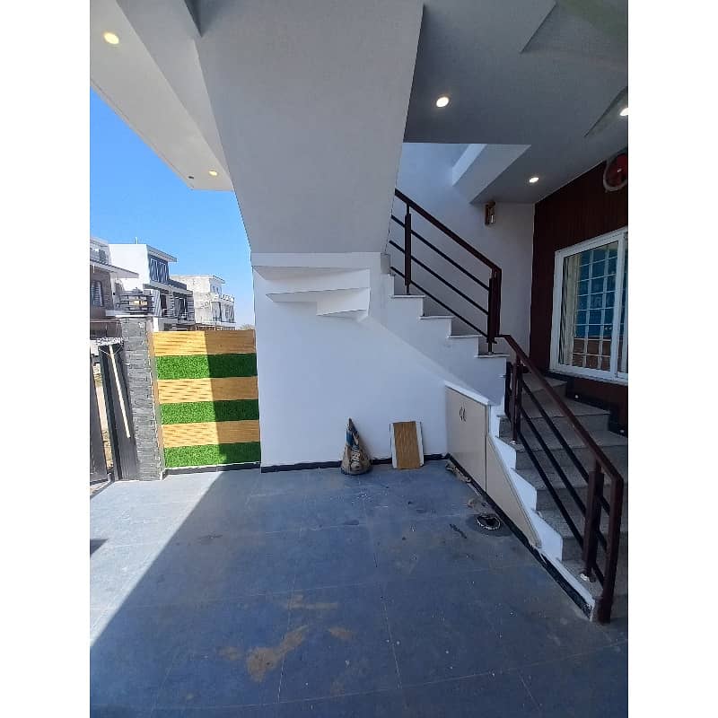 Brand New 5 Marla Corner House For Sale 15