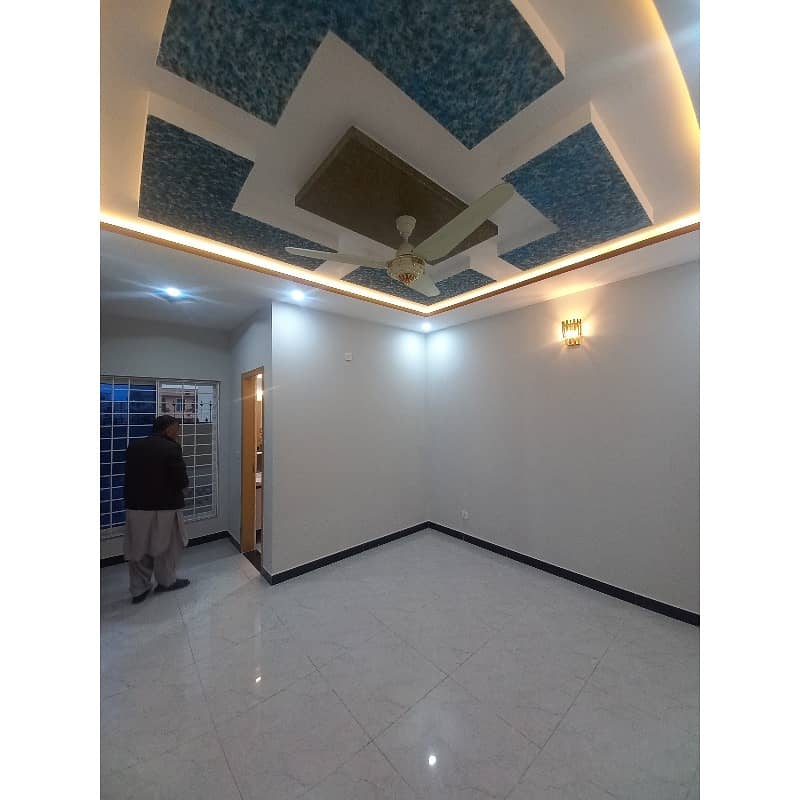 8 Marla Lower Portion Up For Rent In Faisal Town - F-18 11