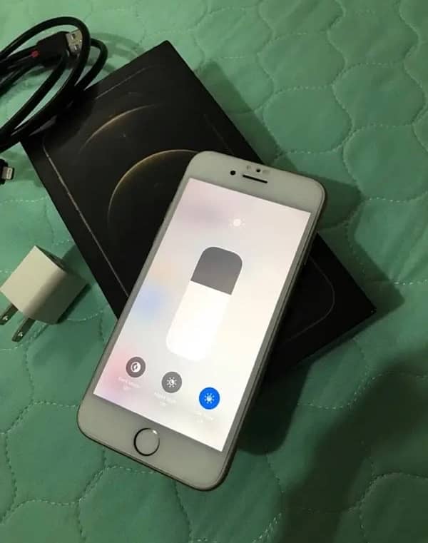 iphone 8 64gb pta proved/ All ok   No Exchange 2