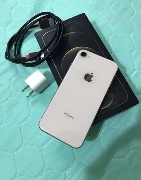 iphone 8 64gb pta proved/ All ok   No Exchange 4