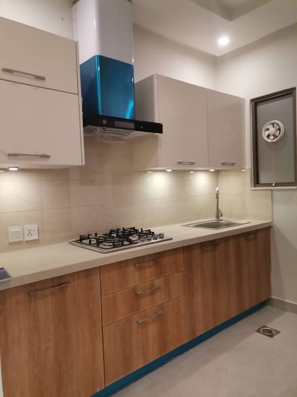 Zarkon Heights Luxury Flat For Sale 11