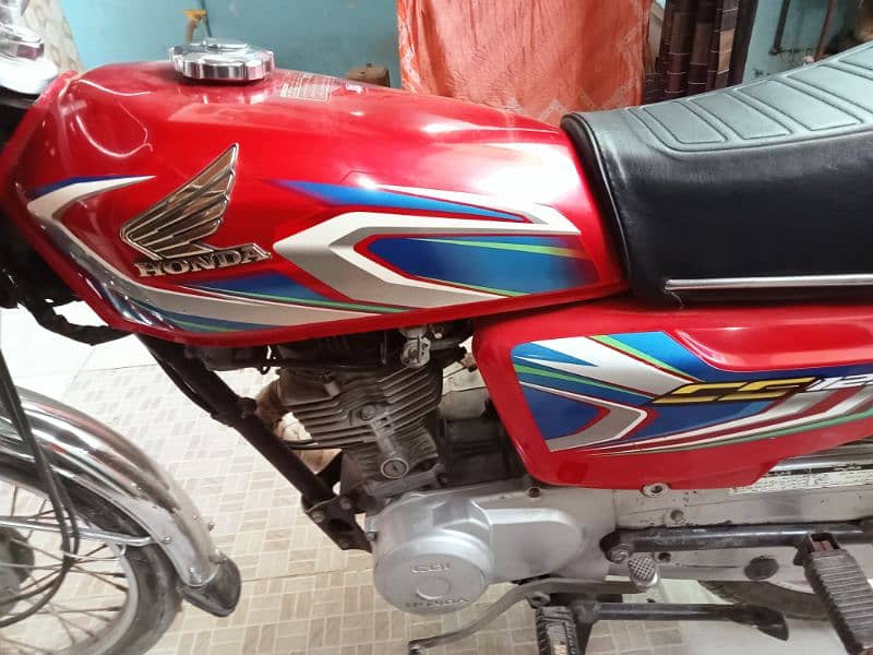 Honda 125 model 2022 Karachi number 1