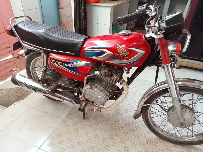 Honda 125 model 2022 Karachi number 3