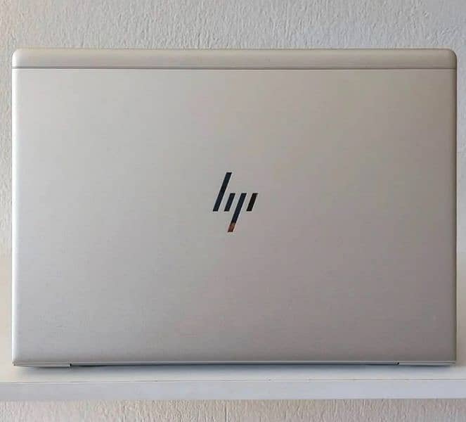 HP laptop 840 G5 Core i5 8th generation new logo 0