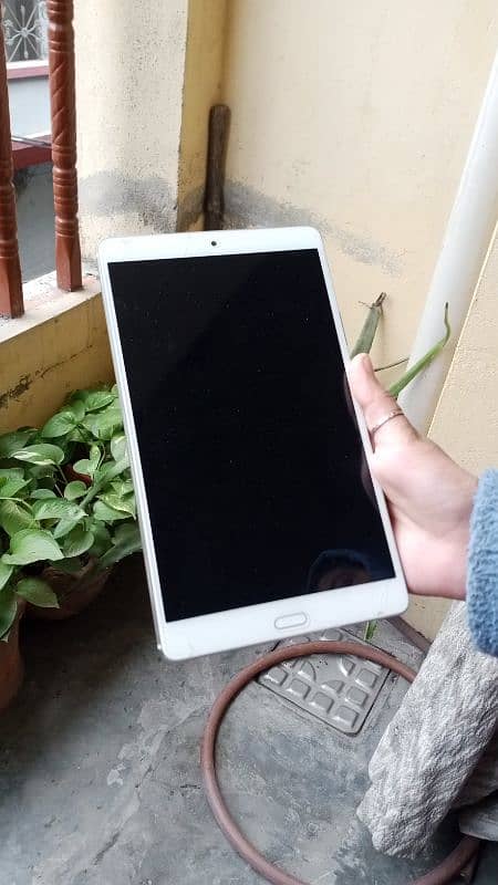 Huawei Tablet for Sale used two months 3