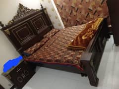 Chinioti heavy wooden made Bed Set available for sale.