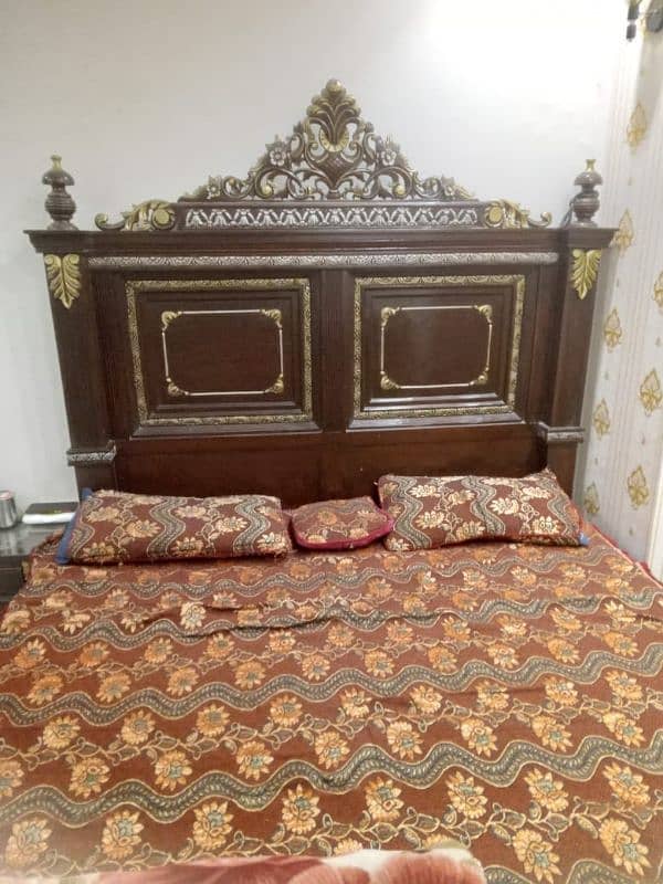 Chinioti heavy wooden made Bed Set available for sale. 1