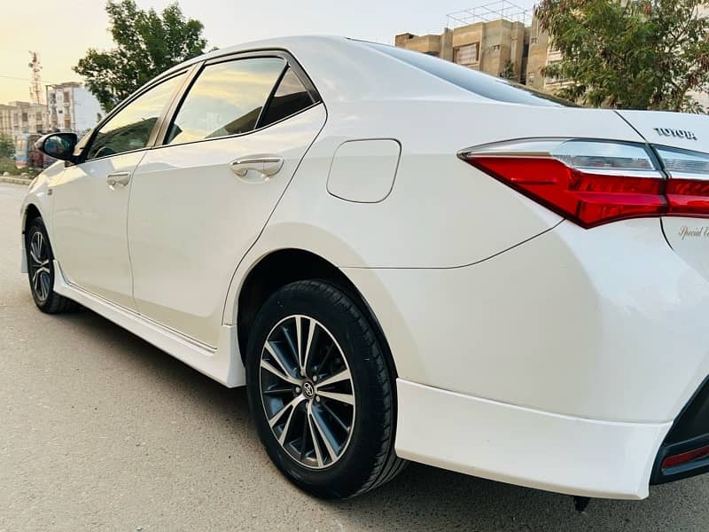 Toyota Corolla Altis 2022 Special Edition 6