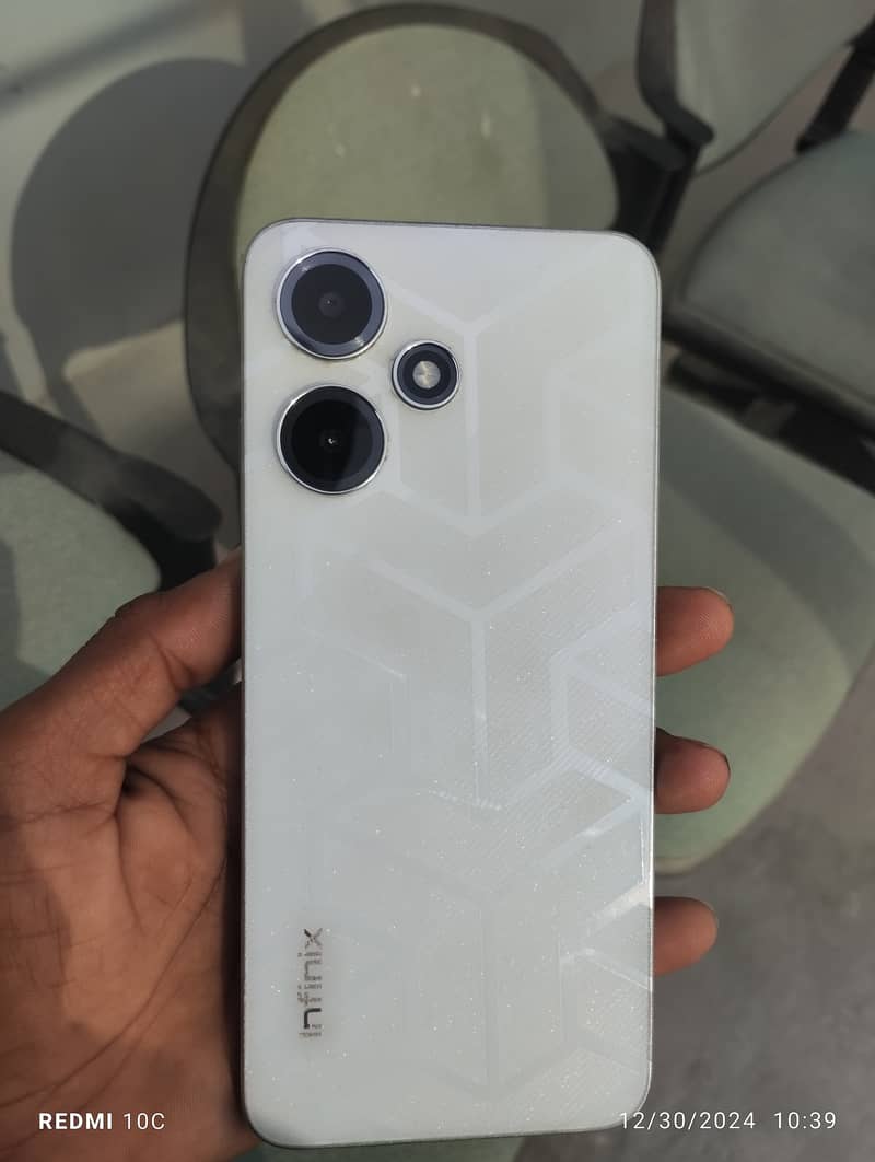 Infinix Hot 30 Play 0