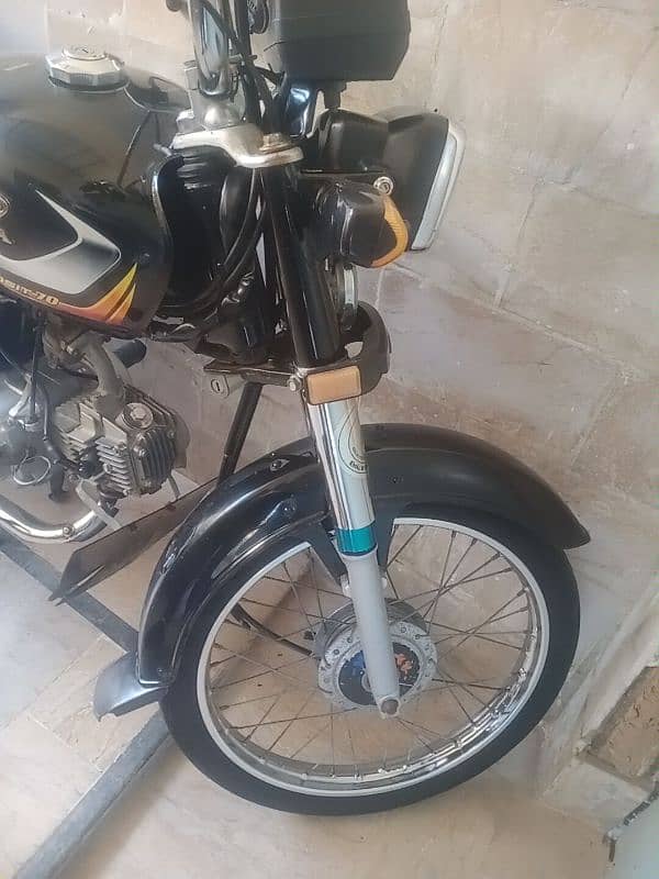 HONDA CD 70 2022 2