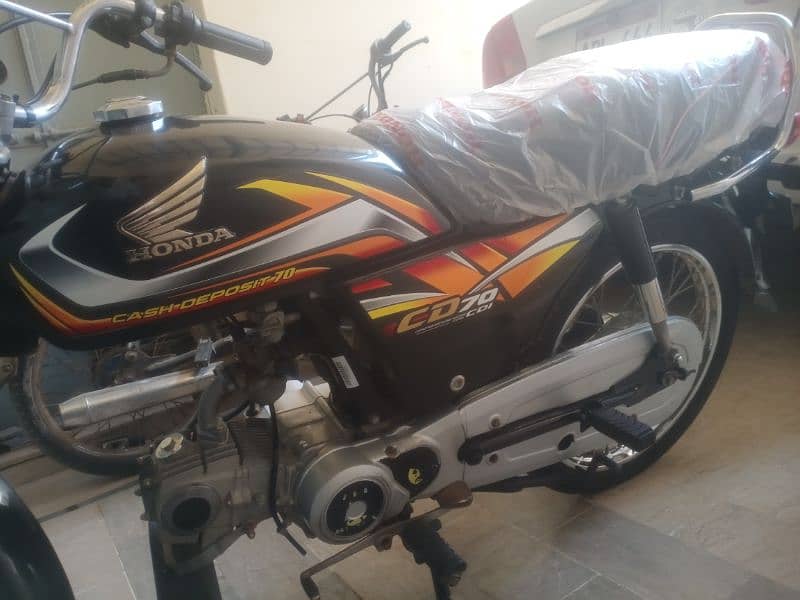 HONDA CD 70 2022 5