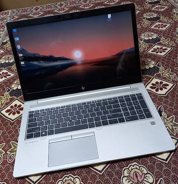 Laptop HP EliteBook 755 G5 0