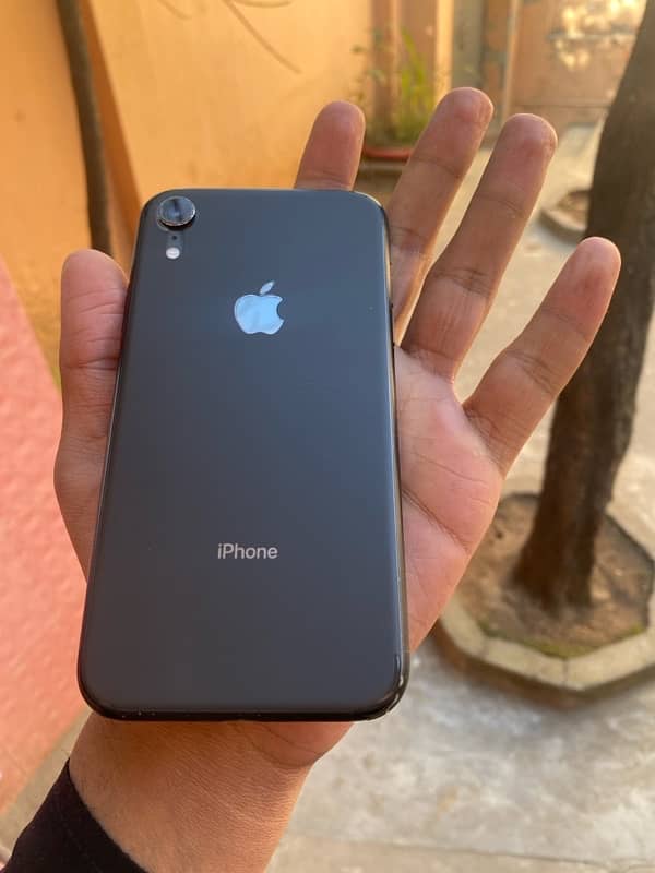 iPhone xR 64GB *WATERPACK* 5