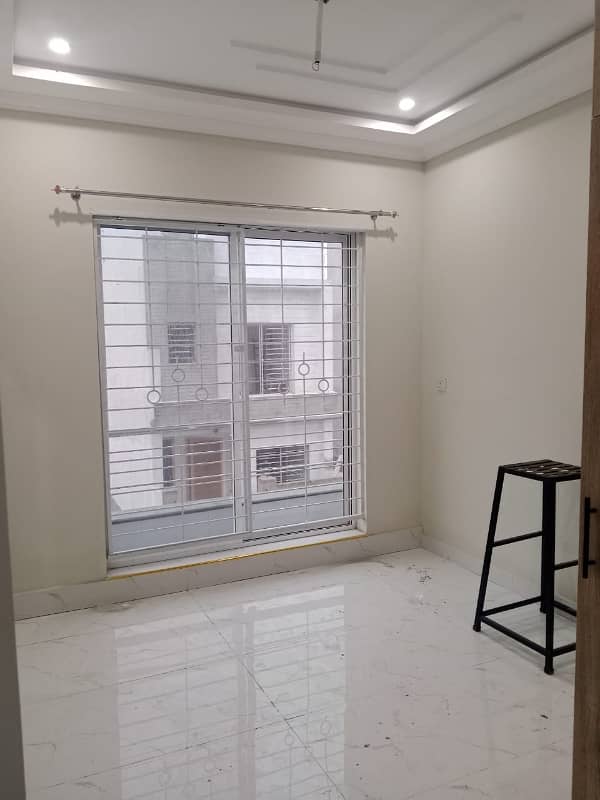 3 marla brand new house prime location rent in Al kabir town ph 2 8