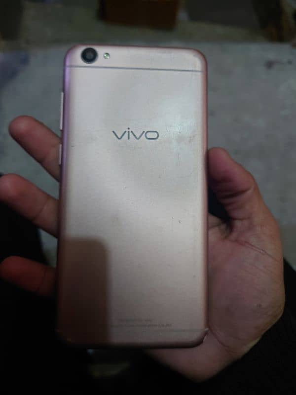 vivo 4/64 3