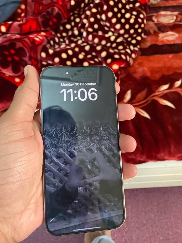 iPhone 16pro max 256gb Non pta Sim Time Active 1