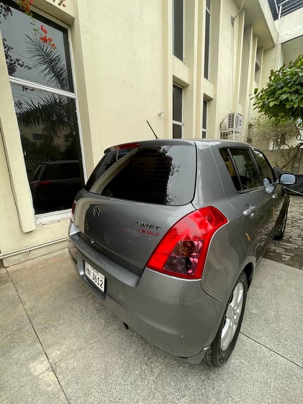 Suzuki Swift 2011 5