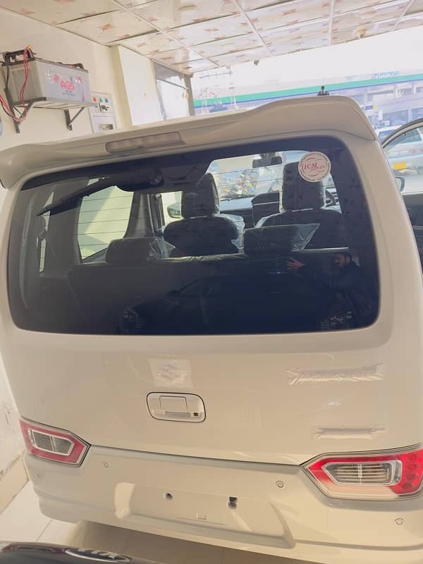 Suzuki Wagon R 2024 9