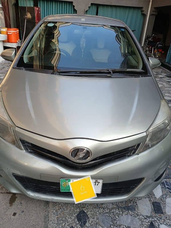 Toyota Vitz 2013 1