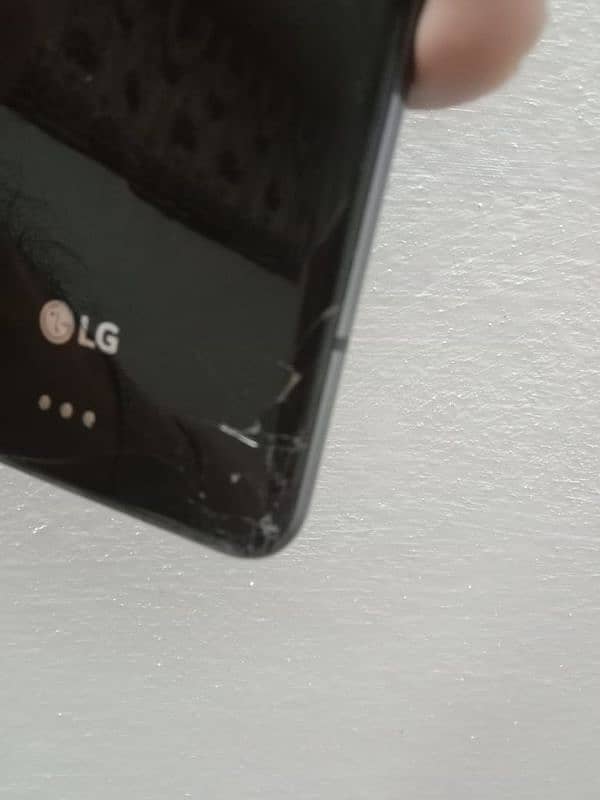 LG V50 2