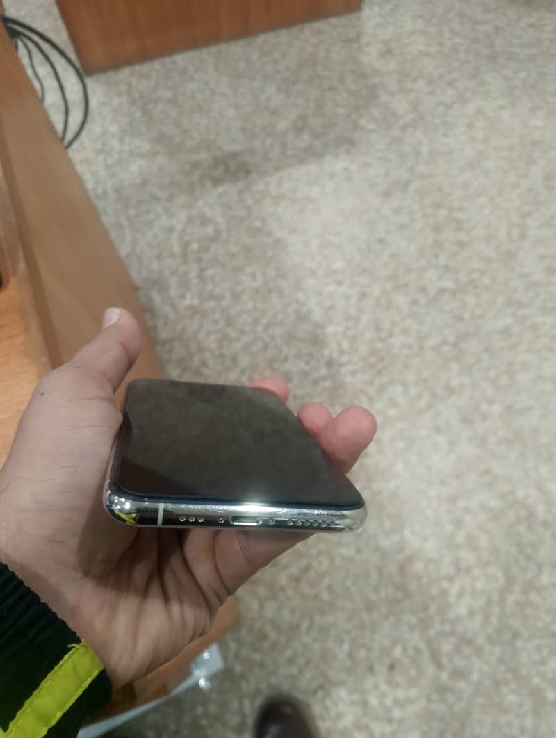 Apple iPhone 11 Pro PTA Approved 64GB 1