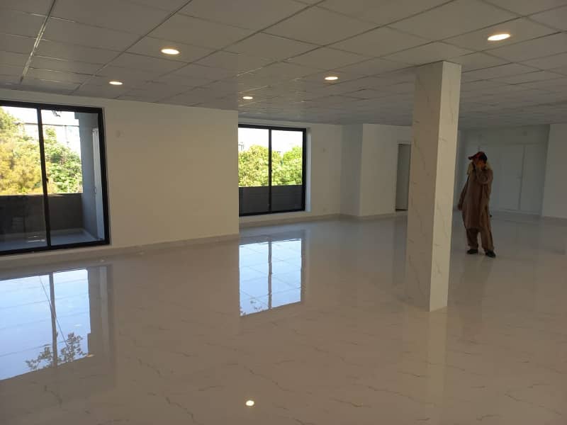 G-8 Markaz 2000 Sqft Ground Floor Beautiful Office For Rent Very Suitable For NGOs IT Telecom Software Companies And Multinational Companies Offices 4