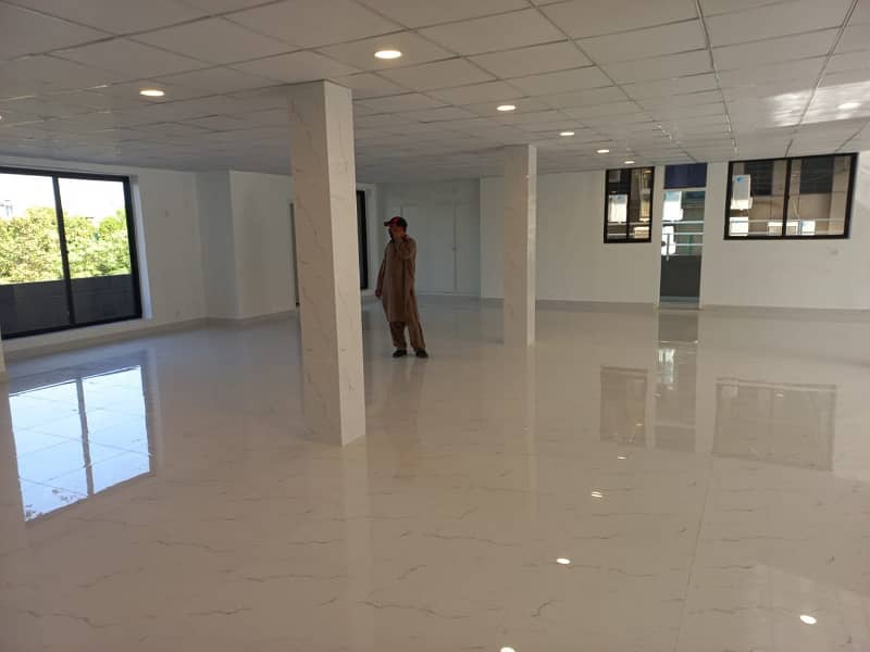 G-8 Markaz 2000 Sqft Ground Floor Beautiful Office For Rent Very Suitable For NGOs IT Telecom Software Companies And Multinational Companies Offices 5