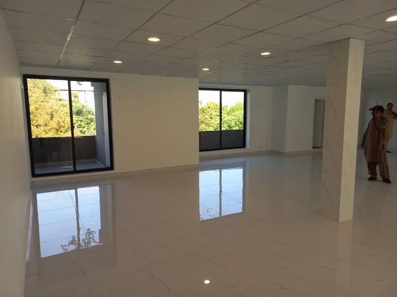 G-8 Markaz 2000 Sqft Ground Floor Beautiful Office For Rent Very Suitable For NGOs IT Telecom Software Companies And Multinational Companies Offices 7