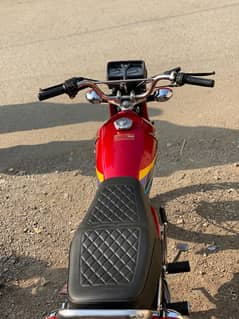 Honda 125 model: 2011 10/10condition