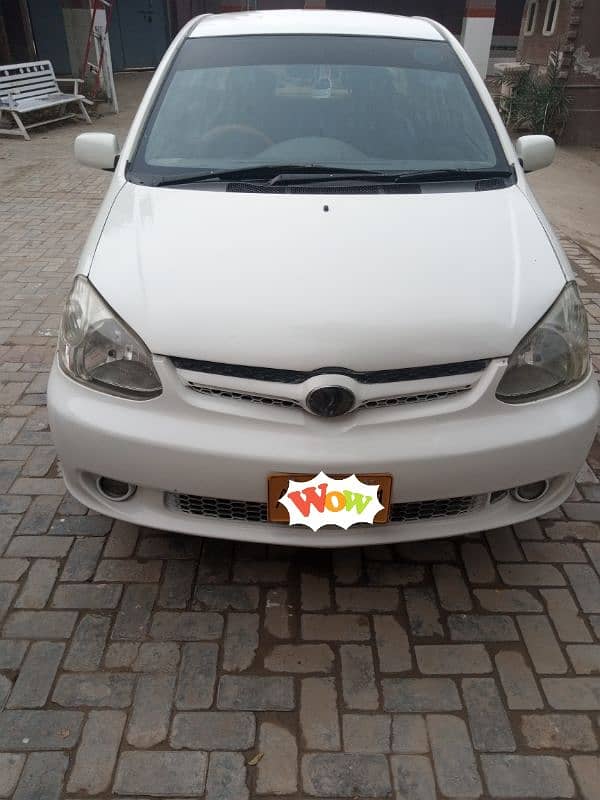 Toyota Platz 2003 0