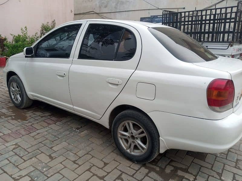 Toyota Platz 2003 7