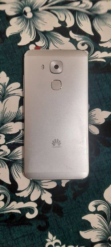 Huawei nova plus 0