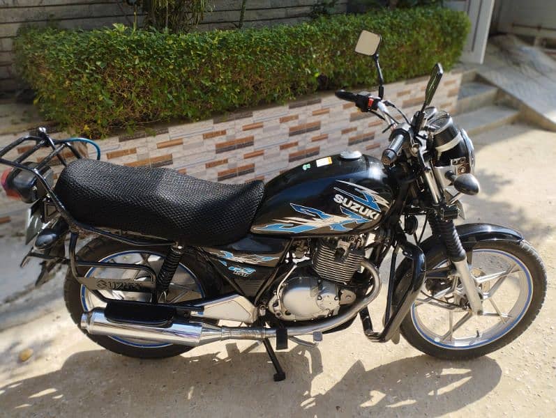 Suzuki GS 150 SE 3