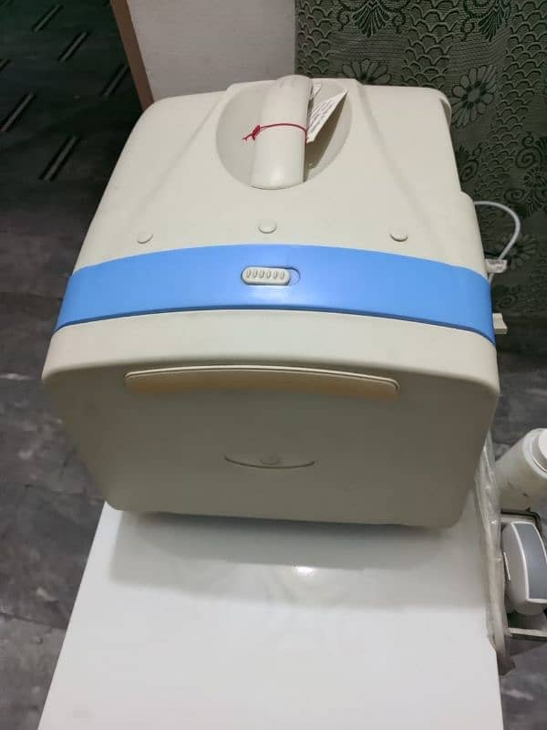 ultrasound machine with Sony printer & all accessories 10/10 like new 1