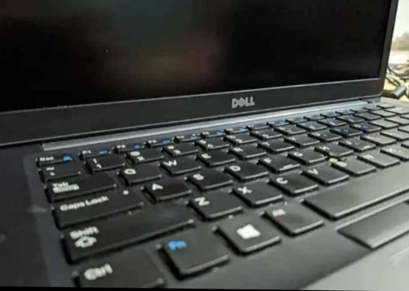 Dell Latitude 7480 0